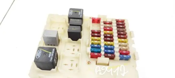 Ford Focus Fuse box set 3S4T14A073SA 3S4T-14A073-SA