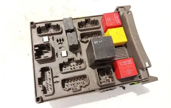 Renault Laguna II Fuse box set 8200148809 518095419