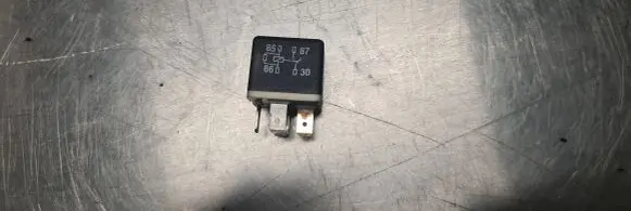 Audi A6 S6 C5 4B Other relay 141951253B