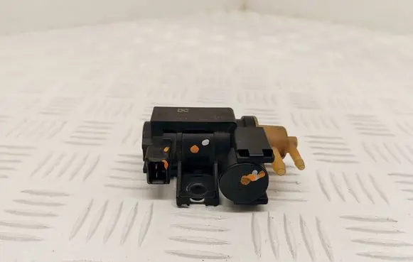 Renault Espace V (RFC) Turbo solenoid valve 8200790180 16T246 70181405