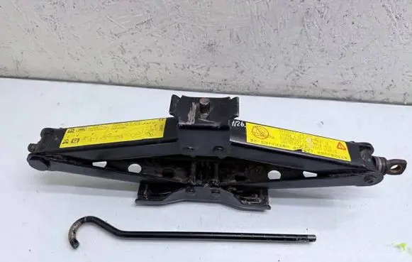 Land Rover Range Rover Sport L320 Lift Jack D3L5A