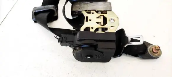 Mercedes-Benz E W210 Front seatbelt