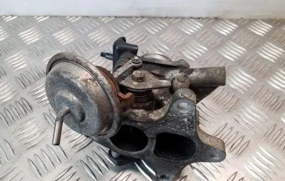 Honda FR-V Throttle valve