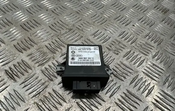 Skoda Octavia Mk2 (1Z) Light module LCM 5M0907357 5M0907357C
