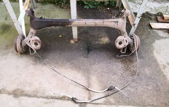 Seat Ibiza IV (6J,6P) Rear axle beam 6R0500051