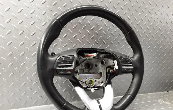 Hyundai i30 Steering wheel 56113G3000 96710G4120 96720G4130