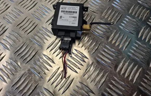 Audi A4 S4 B7 8E 8H Other control units/modules 8E0909509