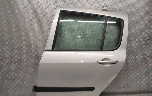 Renault Modus Rear door