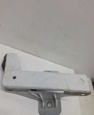 Renault Trafic II (X83) Fender mounting bracket