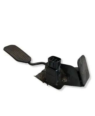 Toyota RAV 4 (XA20) Accelerator throttle pedal 8928120040 3D25