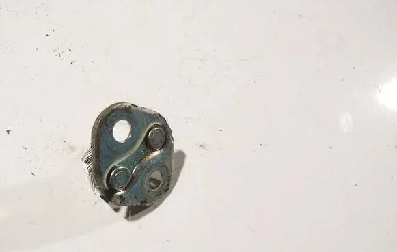 Mazda 5 Front door lock loop/hook striker 