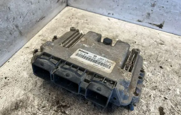Renault Trafic II (X83) Engine control unit/module ECU 8200311550