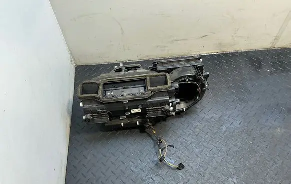 BMW Z4 E85 E86 Interior heater climate box assembly 6929880 77458713 AA4432003255