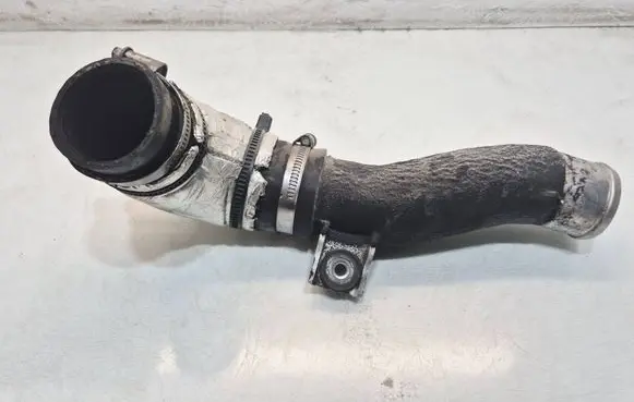 Hyundai Santa Fe Intercooler hose/pipe