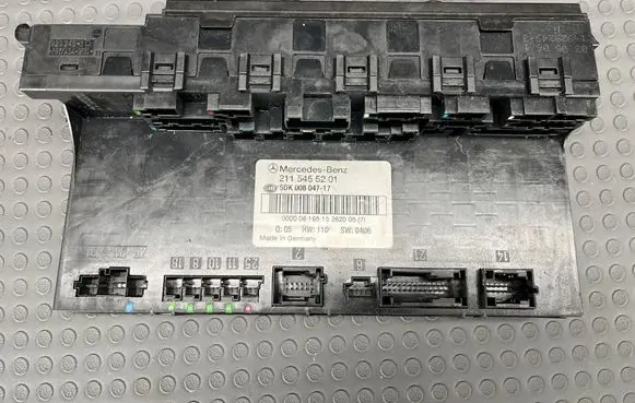 Mercedes-Benz E W211 SAM control unit A2115455201 2115455201