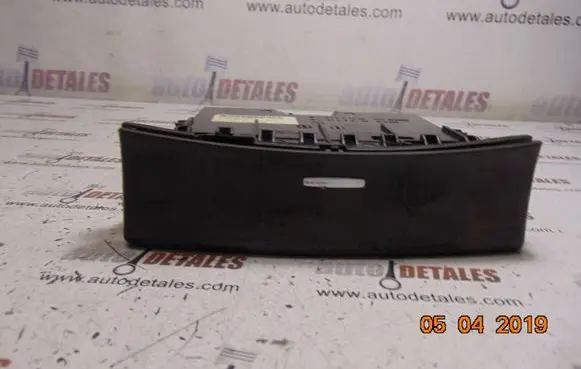 Mercedes-Benz GL X164 Car ashtray A1648100130