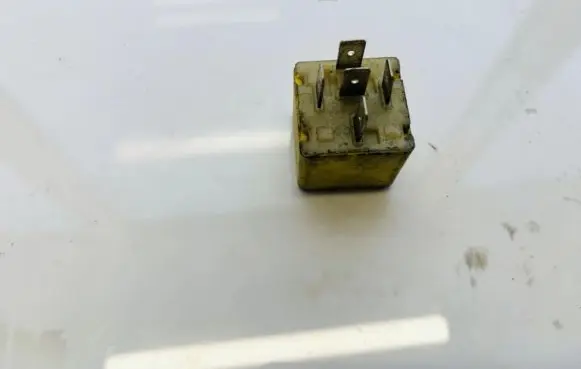 Fiat Punto (176) Other relay 211112V30A 211112V-30A