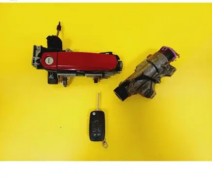 Audi A4 S4 B6 8E 8H Ignition lock 4B0905851C