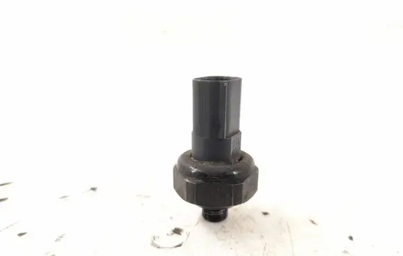 Mercedes-Benz B W245 Air conditioning (A/C) pressure sensor 0045429018 2205420118
