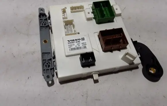 Volvo XC60 Comfort/convenience module 32254021