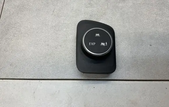 Renault Captur ESP (stability program) switch 251456265R