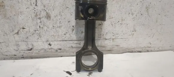 BMW 5 E60 E61 Piston with connecting rod
