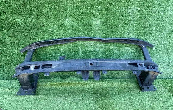 Volkswagen PASSAT B8 Front bumper cross member 3G0807583A