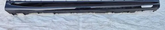 BMW X7 G07 Side skirt front trim 868213