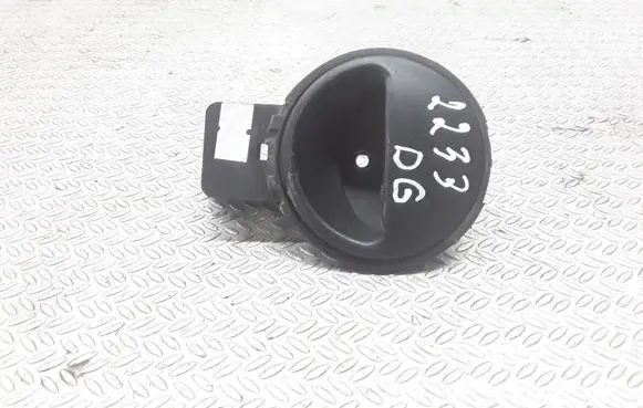 Chevrolet Kalos Rear door interior handle