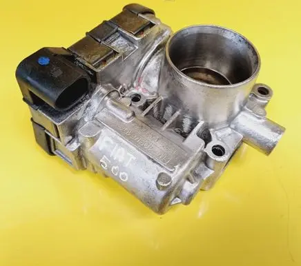 Fiat 500 Throttle body valve 5519278B