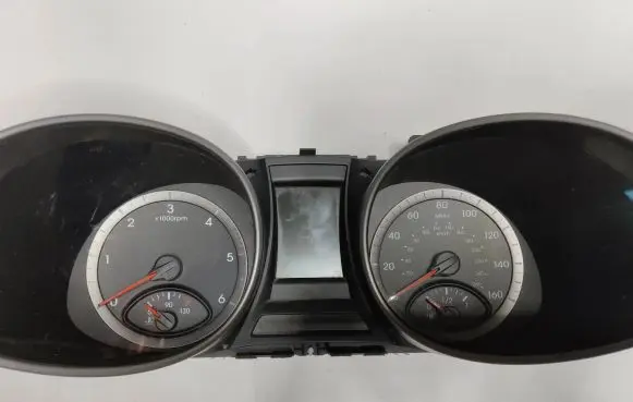 Hyundai Santa Fe Speedometer (instrument cluster) 940012L050 11002259210H
