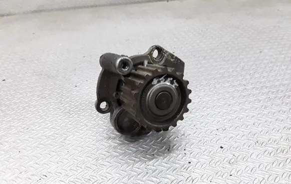 Audi A4 S4 B7 8E 8H Water pump 
