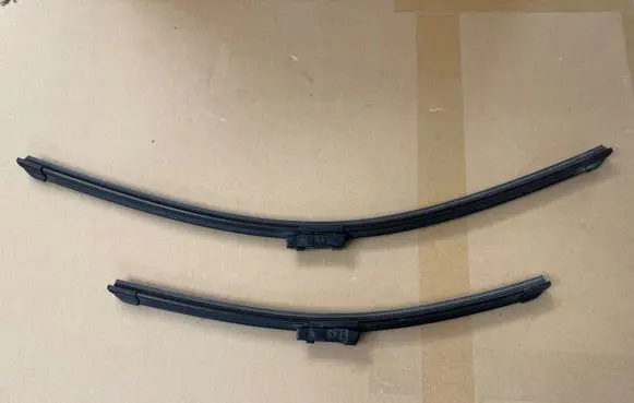Ford Ranger IV Windshield/front glass wiper blade 