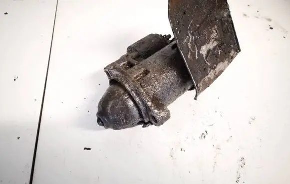 Audi A4 S4 B5 8D Starter motor