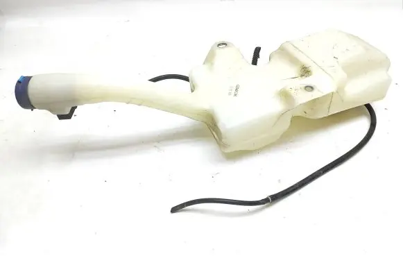Fiat 500 Windshield washer fluid reservoir/tank