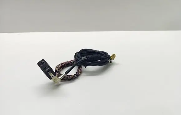 BMW 7 F01 F02 F03 F04 USB socket connector 9237654 923765401 84109237654