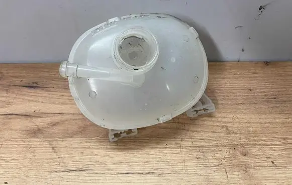 Renault Austral Coolant expansion tank/reservoir 217111203R