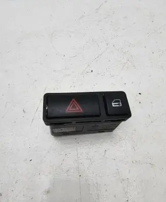 BMW 3 E46 Hazard light switch 8368920