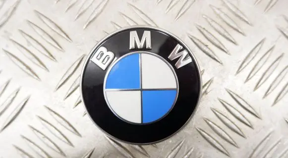 BMW X2 F39 Manufacturer badge logo/emblem 7463715