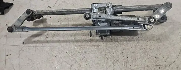 Front wiper linkage and motor