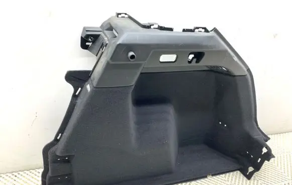 Audi Q4 Sportback e-tron Trunk/boot side trim panel 89A863880B
