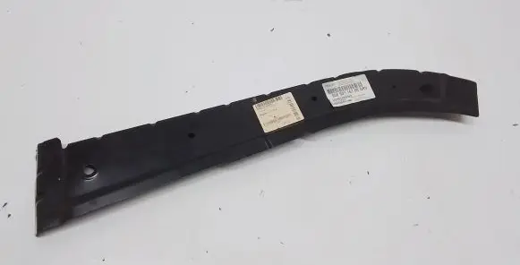 Porsche Cayenne (92A) Fender mounting bracket 95850116100 7P0805161