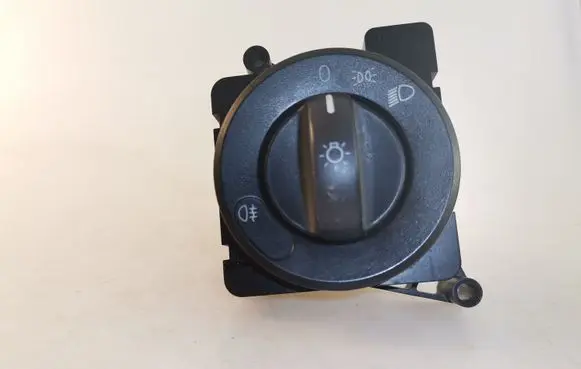 Light switch