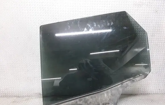 Mazda CX-7 Rear door window glass