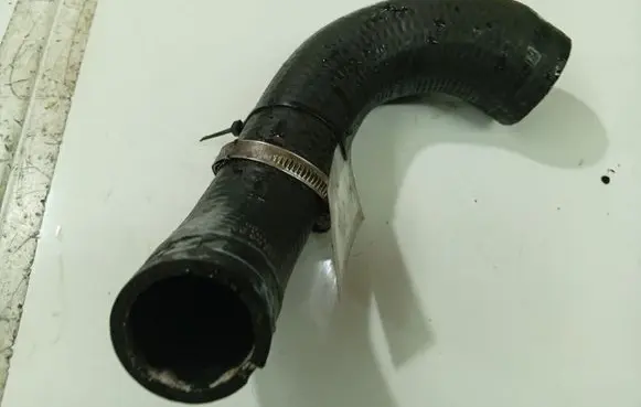Opel Astra H Engine coolant pipe/hose 