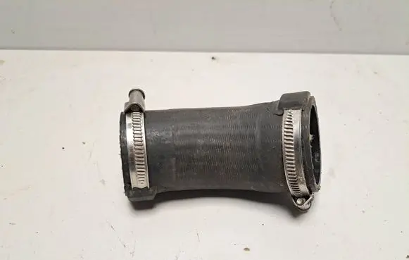 Intercooler hose/pipe