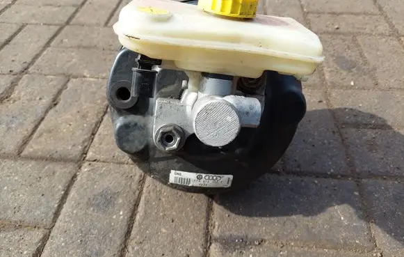 Audi A6 S6 C6 4F Brake booster 4F0612105F