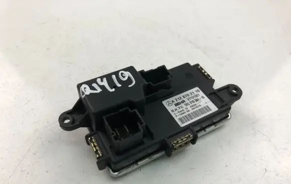 Mercedes-Benz E A207 Other control units/modules A2128702110
