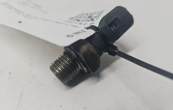 Renault Scenic I Oil pressure sensor 