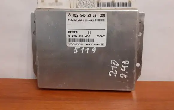 Mercedes-Benz E W210 ABS control unit/module 0295452332 5119